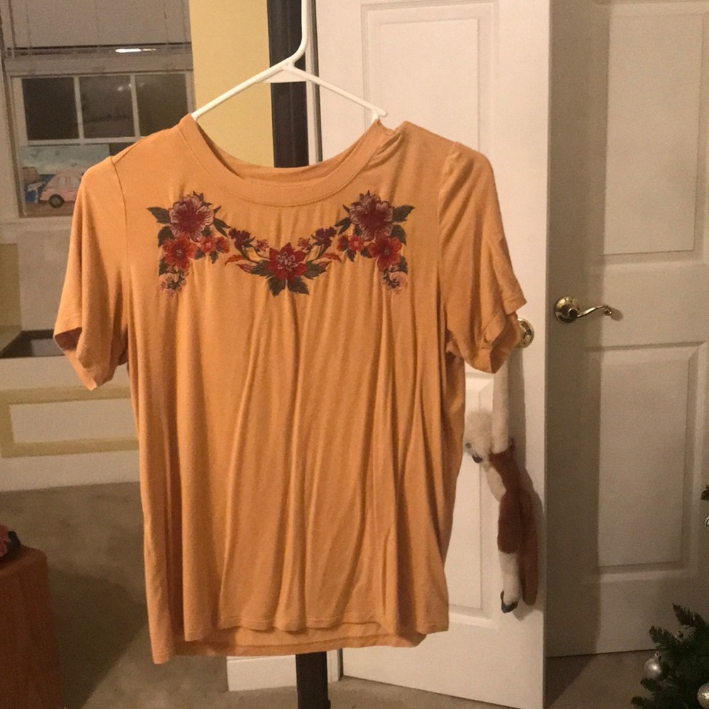 Shirt sleeve T-shirt